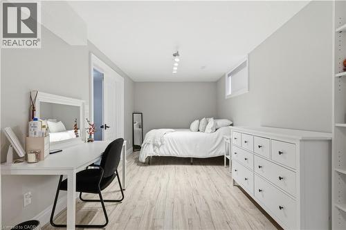 309 Schooner Crescent, Waterloo, ON - Indoor Photo Showing Bedroom