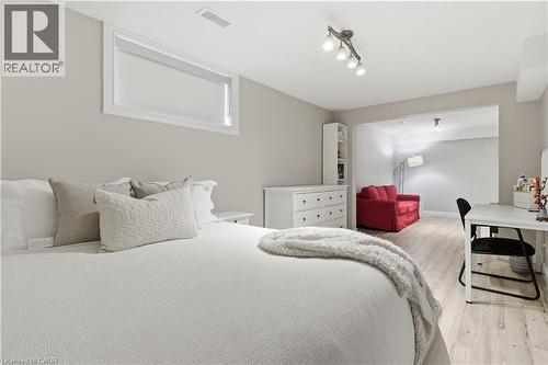 309 Schooner Crescent, Waterloo, ON - Indoor Photo Showing Bedroom
