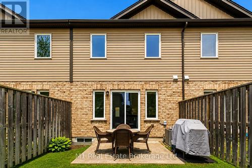 75 Arlington Crescent, Guelph (Pineridge/Westminster Woods), ON - Outdoor With Deck Patio Veranda With Exterior