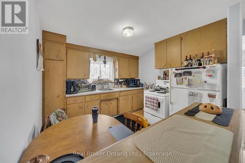 141 Samuel Street, Kitchener, ON - Indoor Photo Showing Kitchen