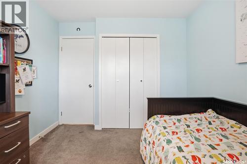 6547 Hird Crescent, Regina, SK - Indoor Photo Showing Bedroom