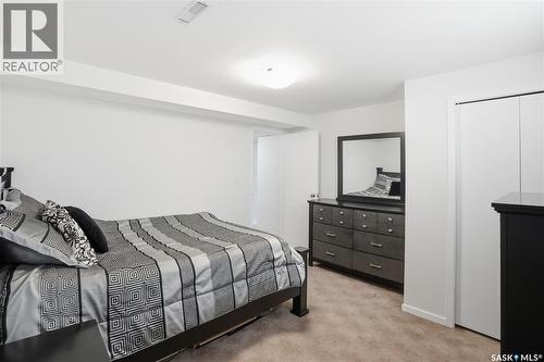 6547 Hird Crescent, Regina, SK - Indoor Photo Showing Bedroom