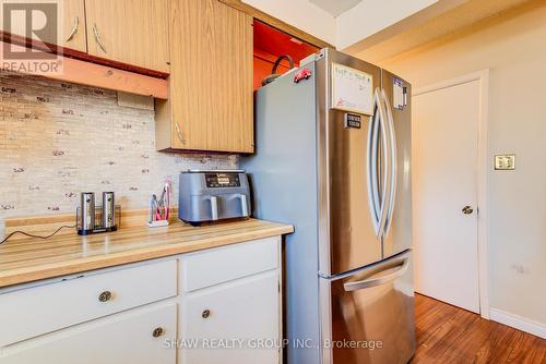 216 Hungerford Road, Cambridge, ON - Indoor Photo Showing Kitchen