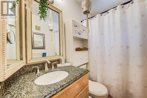 216 Hungerford Road, Cambridge, ON - Indoor Photo Showing Bathroom