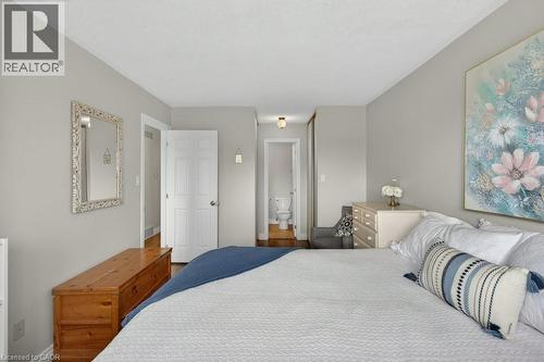 56 Brookstream Court, Hamilton, ON - Indoor Photo Showing Bedroom