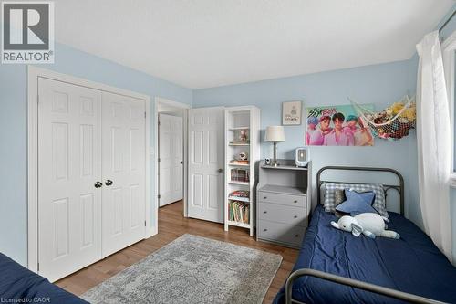 56 Brookstream Court, Hamilton, ON - Indoor Photo Showing Bedroom