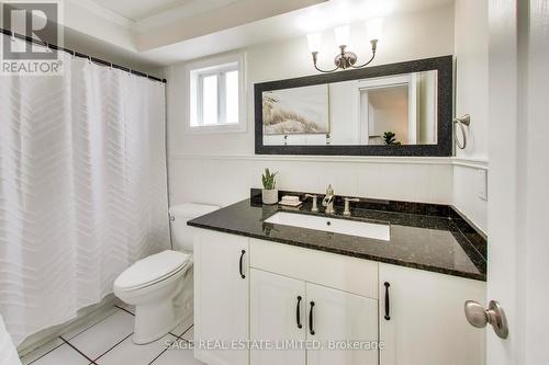 4208 Stonemason Crescent, Mississauga, ON - Indoor Photo Showing Bathroom