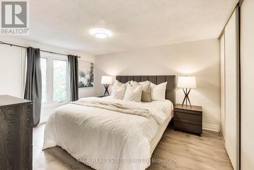 4208 Stonemason Crescent, Mississauga, ON - Indoor Photo Showing Bedroom