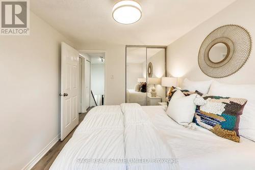 4208 Stonemason Crescent, Mississauga, ON - Indoor Photo Showing Bedroom