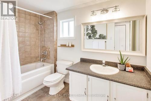 4208 Stonemason Crescent, Mississauga, ON - Indoor Photo Showing Bathroom