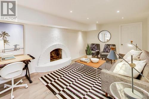 4208 Stonemason Crescent, Mississauga, ON - Indoor Photo Showing Living Room With Fireplace