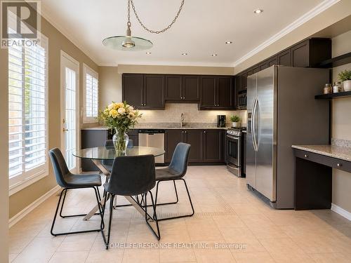 5156 Oakley Drive, Burlington, ON - Outdoor