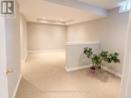 5156 Oakley Drive, Burlington, ON - Indoor Photo Showing Other Room
