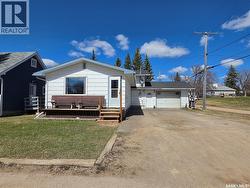 725 2nd AVENUE Raymore, SK S0A 3J0
