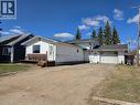 725 2Nd Avenue, Raymore, SK  - Outdoor 