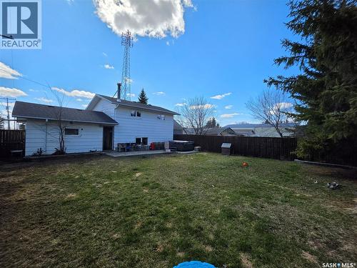 725 2Nd Avenue, Raymore, SK - Outdoor