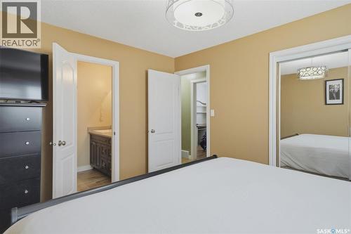 414 Perreault Lane, Saskatoon, SK - Indoor Photo Showing Bedroom