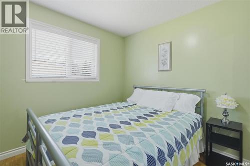 414 Perreault Lane, Saskatoon, SK - Indoor Photo Showing Bedroom