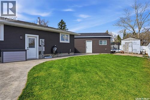 78 Vernon Crescent, Regina, SK - Outdoor