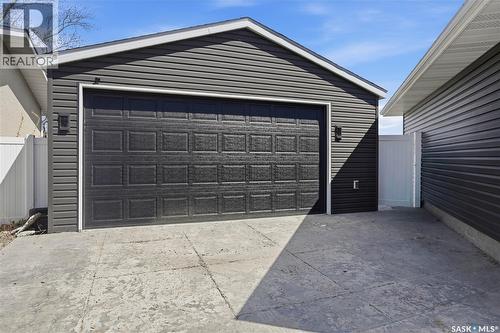 78 Vernon Crescent, Regina, SK - Outdoor