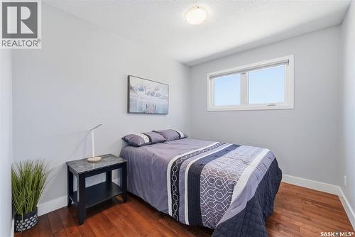 1 Rupert Drive, Saskatoon, SK - Indoor Photo Showing Bedroom