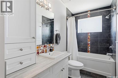 1 Rupert Drive, Saskatoon, SK - Indoor Photo Showing Bathroom
