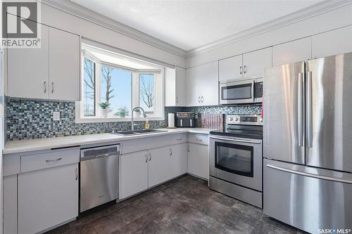 1 Rupert Drive, Saskatoon, SK - Indoor Photo Showing Kitchen With Double Sink