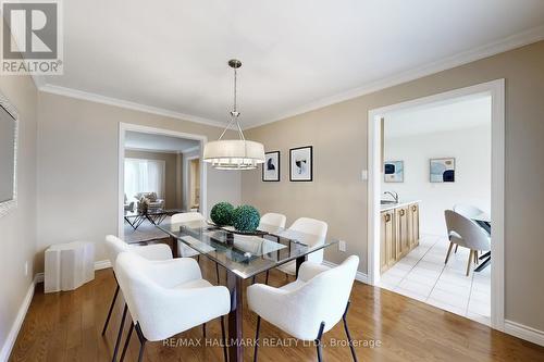 69 Dunbarton Court, Richmond Hill, ON - Indoor Photo Showing Dining Room
