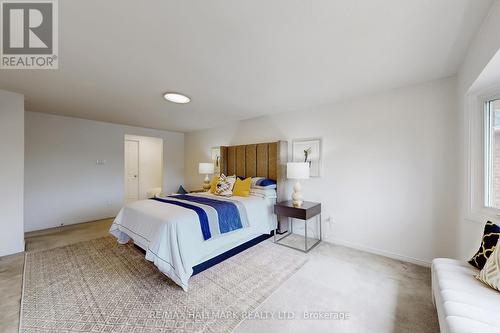 69 Dunbarton Court, Richmond Hill, ON - Indoor Photo Showing Bedroom