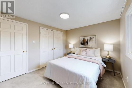 69 Dunbarton Court, Richmond Hill, ON - Indoor Photo Showing Bedroom