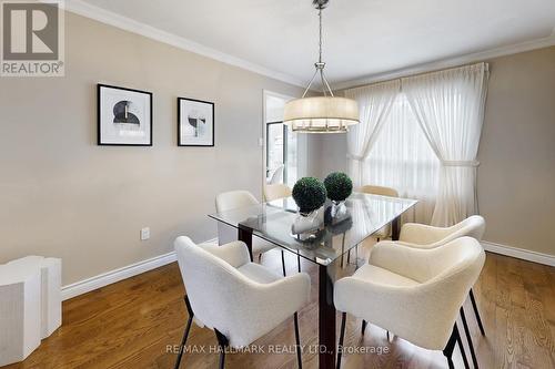 69 Dunbarton Court, Richmond Hill, ON - Indoor Photo Showing Dining Room