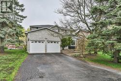 535 MALVERN CRESCENT Newmarket, ON L3Y 7L7