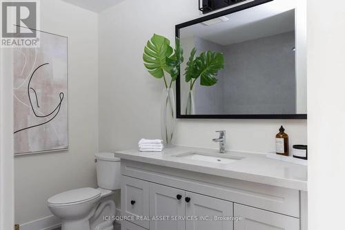 4061-2 Fracchioni Drive, Lincoln, ON - Indoor Photo Showing Bathroom
