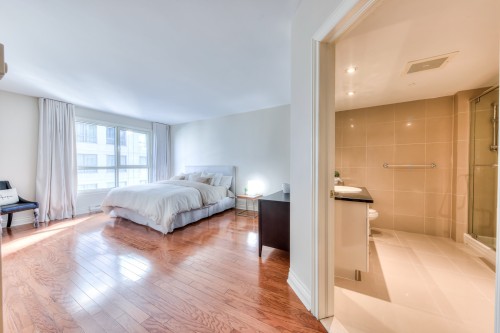 Chambre à coucher - 18C-1210 Boul. De Maisonneuve O., Montréal (Ville-Marie), QC - Indoor Photo Showing Bedroom