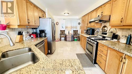 5812 Dalebrook Crescent, Mississauga, ON - Indoor Photo Showing Kitchen With Double Sink