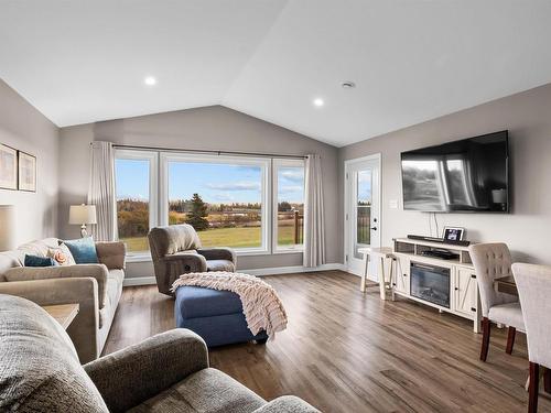 151 Route 10, Tryon, PE 