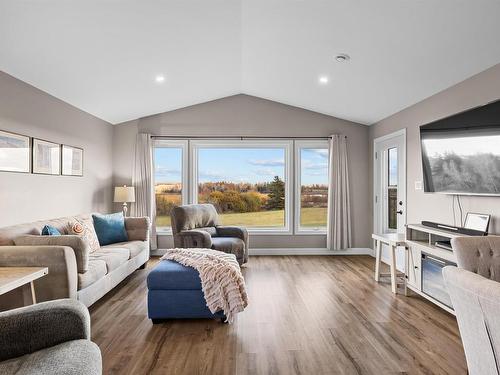 151 Route 10, Tryon, PE 