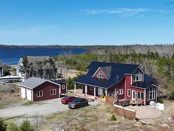 125 Bastion Avenue  Louisbourg, NS B1C 0A1