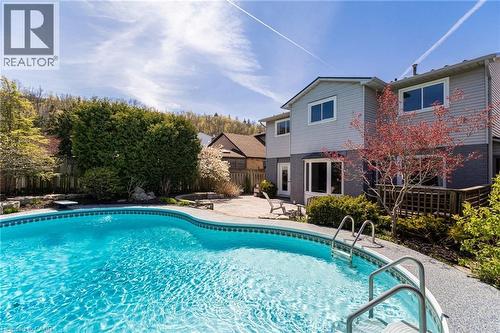 106 Maple Drive, Hamilton, ON - Outdoor With In Ground Pool