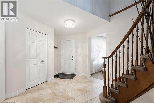 106 Maple Drive, Hamilton, ON - Indoor Photo Showing Other Room