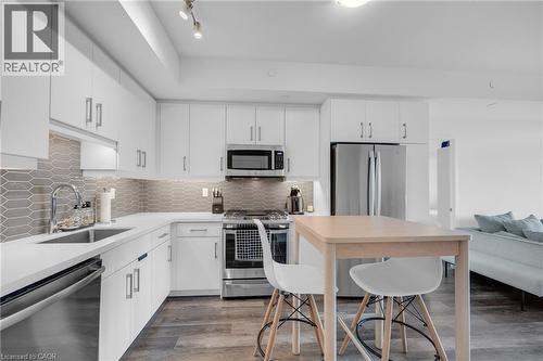 2007 James Street Unit# 704, Burlington, ON - Indoor Photo Showing Kitchen With Stainless Steel Kitchen With Upgraded Kitchen