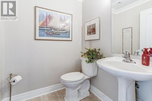 2-Piece Bath - 404 - 80 Palace Pier Court, Toronto, ON - Indoor Photo Showing Bathroom