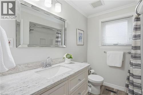 345 Erindale Drive, Burlington, ON - Indoor Photo Showing Bathroom