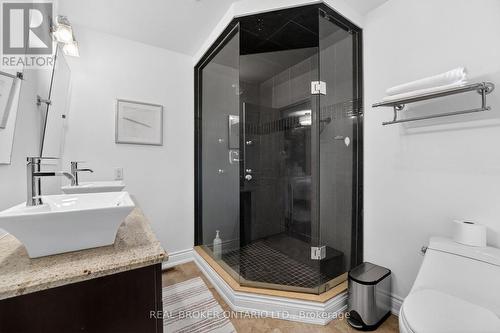 72 Morgon Avenue, Mississauga, ON - Indoor Photo Showing Bathroom