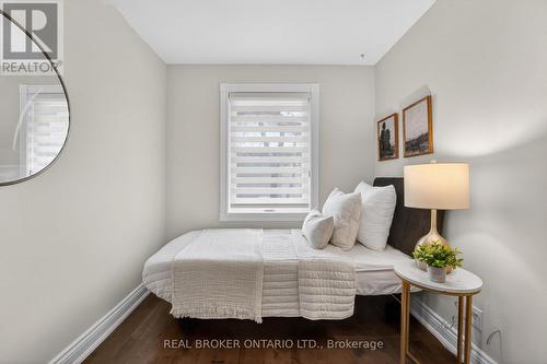 72 Morgon Avenue, Mississauga, ON - Indoor Photo Showing Bedroom