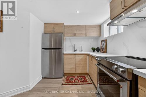 72 Morgon Avenue, Mississauga, ON - Indoor Photo Showing Kitchen