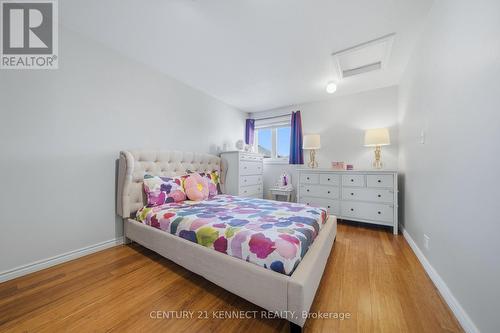 1644 Samuelson Circle, Mississauga, ON - Indoor Photo Showing Bedroom
