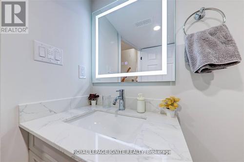 4023 Bishopstoke Lane, Mississauga, ON -  Photo Showing Bathroom
