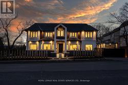 1352 MOUNT PLEASANT ROAD Toronto, ON M4N 2T5