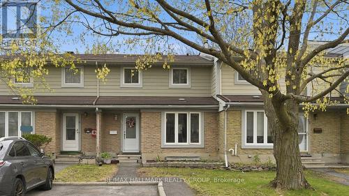 59 - 2336 ORIENT PARK DRIVE  Ottawa, ON K1B 4N5